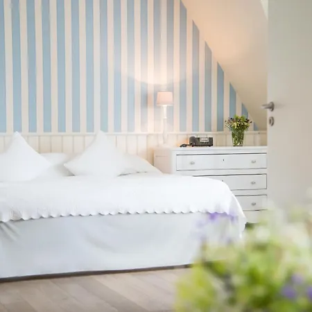 Szálloda Strandhotel