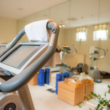 Strandhotel Szálloda