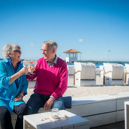 Отель Strandhotel 4*