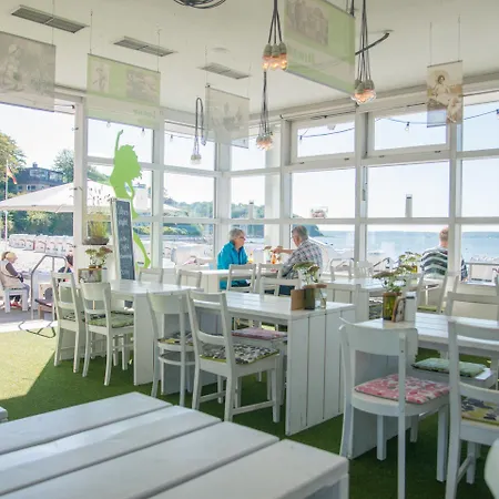 Szálloda Strandhotel 4*