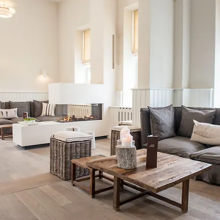 Otel Strandhotel 4*