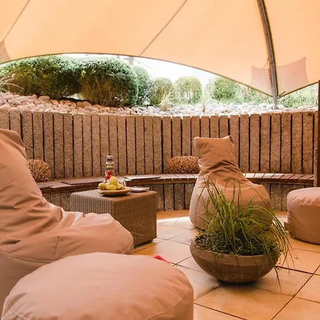 Strandhotel Szálloda